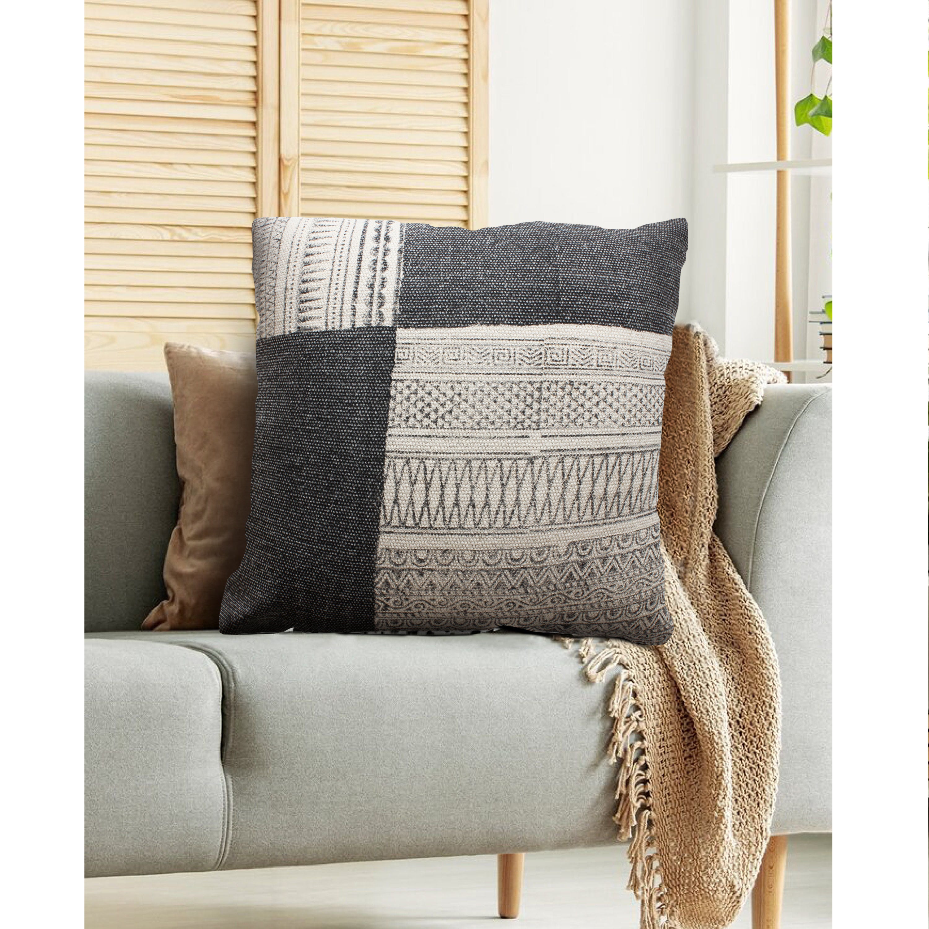 Square Handwoven Accent Throw Pillow, Cotton Dhurrie, Classic Kilim Pattern - Gray & Off White